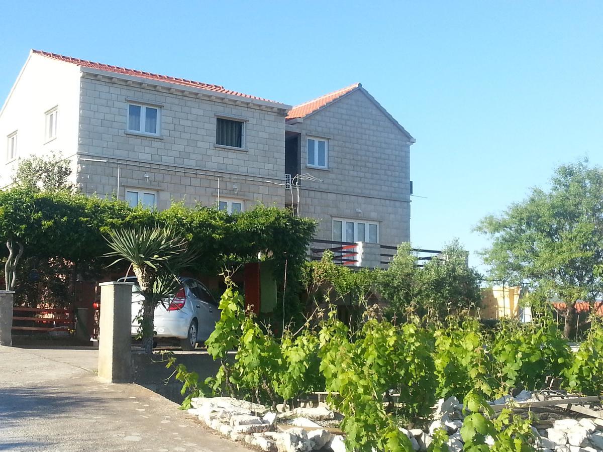 Apartments Sunce Lumbarda Exterior photo